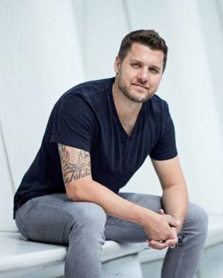 Photo of author Mark Manson